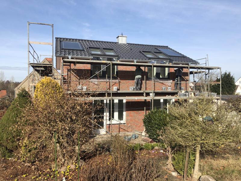 Dachsanierung mit Photovoltaikanlage